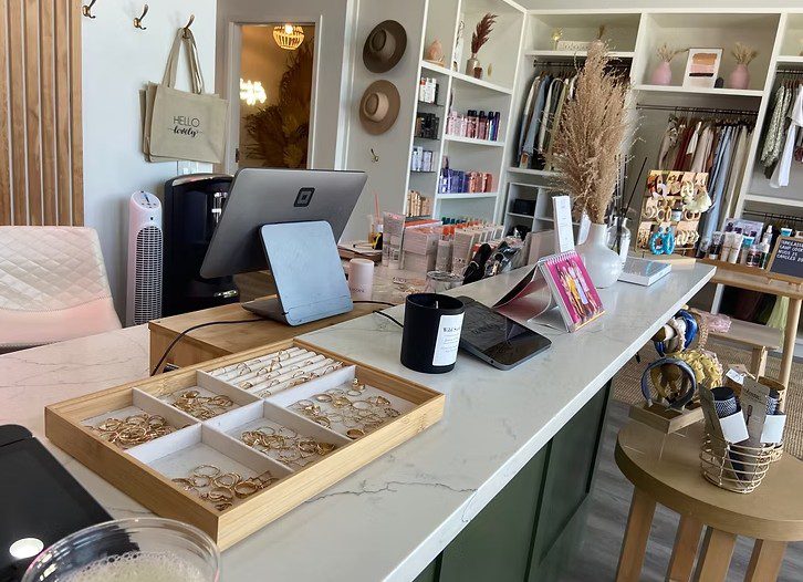 Hello Lovely hair salon on gate